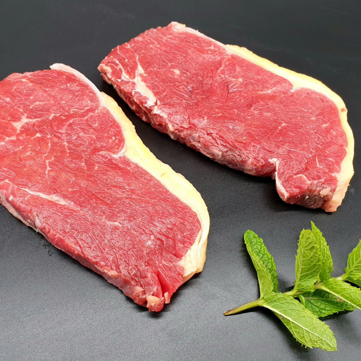2 x 8oz Sirloin Steaks